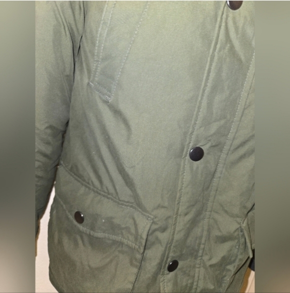 Old Navy Olive Green Parka with Faux Fur Hood - Picture 6 of 10